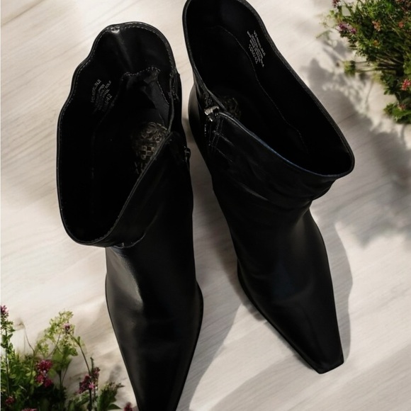 Vince Camuto Nerlinji Elegant Black Women's Ankle Boots. Like New. - Picture 8 of 16
